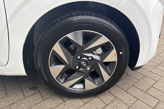 Hyundai I10 1.0 [63] Advance 5dr [Nav] White