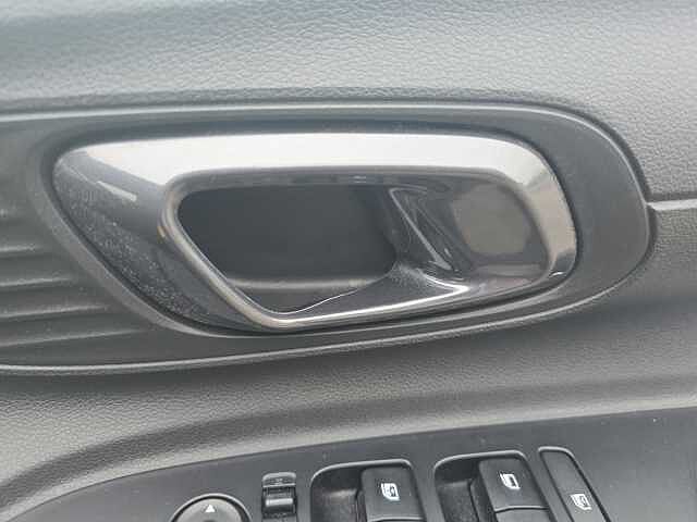 Hyundai i20 1.0T GDi Premium 5dr DCT