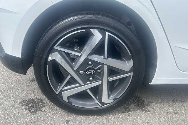 Hyundai i20 1.0T GDi 90 Tech Line 5dr DCT