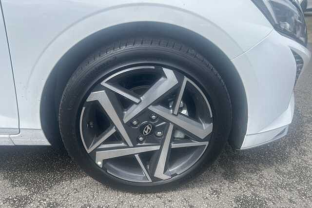 Hyundai i20 1.0T GDi 90 Tech Line 5dr DCT