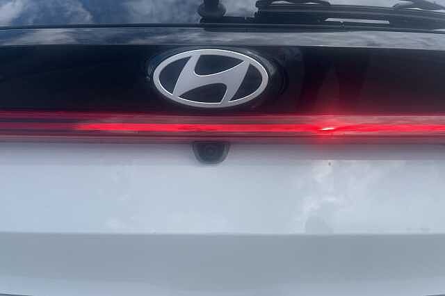 Hyundai i20 1.0T GDi 90 Tech Line 5dr DCT