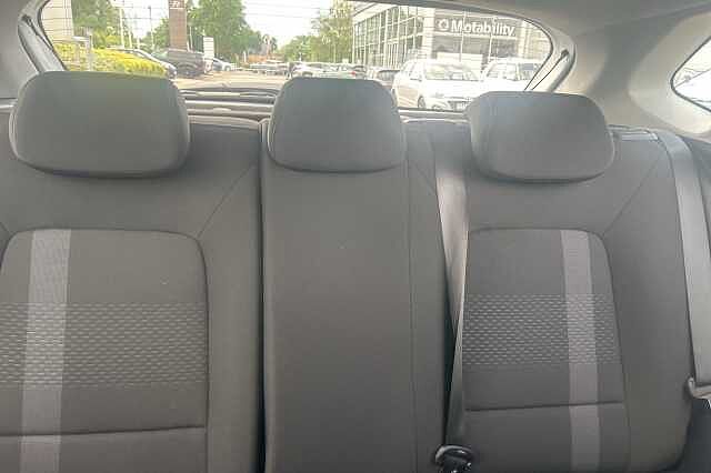 Hyundai i20 1.0T GDi 90 Tech Line 5dr DCT