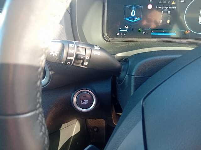 Hyundai KONA 100kW Premium 39kWh 5dr Auto
