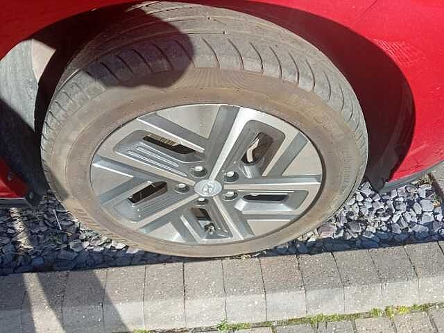 Hyundai KONA 100kW Premium 39kWh 5dr Auto