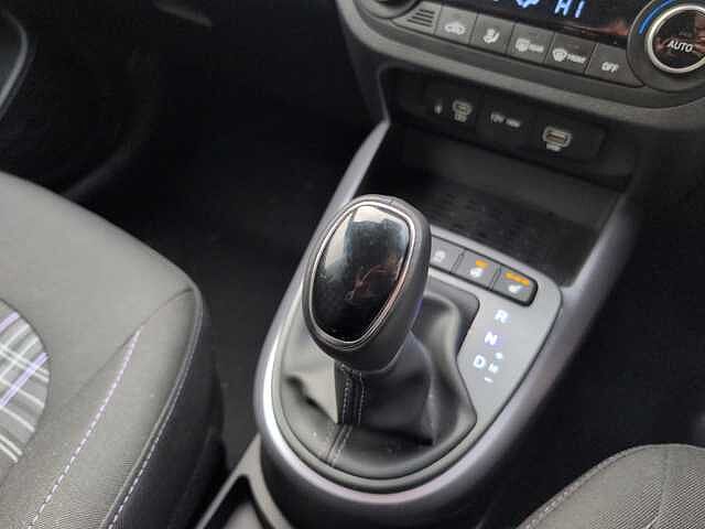 Hyundai i10 1.2 [79] Premium 5dr Auto [Nav]