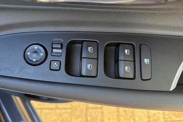 Hyundai i20 1.0T GDi Premium 5dr