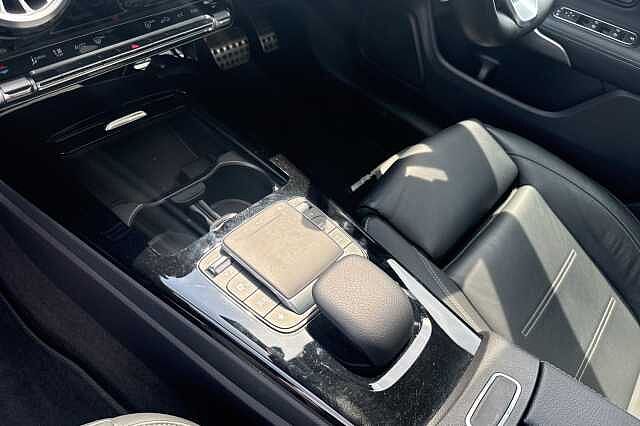Mercedes-Benz Cla 250 AMG Line Premium Plus 4dr Tip Auto