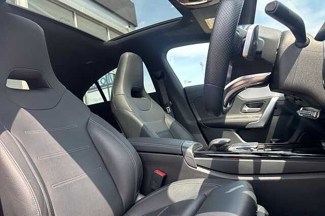 Mercedes-Benz Cla 250 AMG Line Premium Plus 4dr Tip Auto