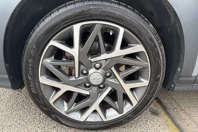 Hyundai KONA 1.6 GDi Hybrid Premium 5dr DCT