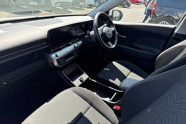 Hyundai KONA 115kW Advance 48kWh 5dr Auto