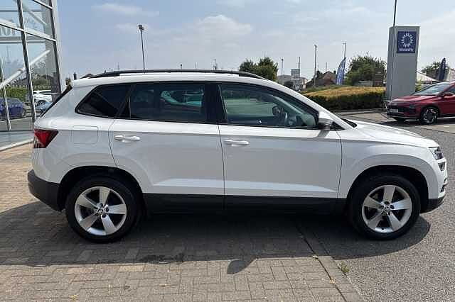 SKODA Karoq 1.0 TSI SE 5dr DSG