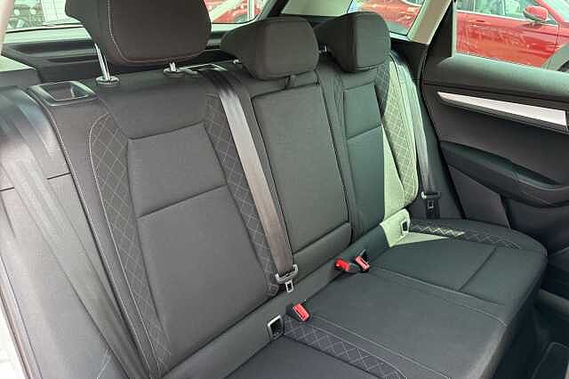 SKODA Karoq 1.0 TSI SE 5dr DSG