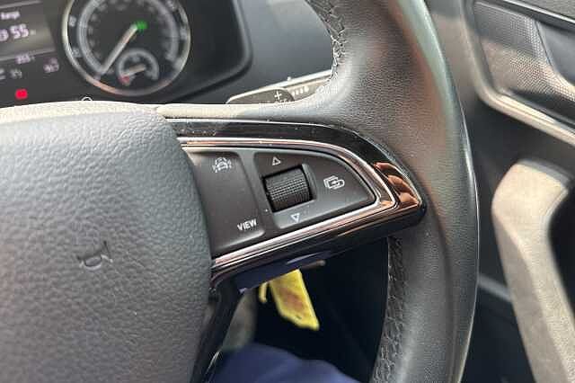SKODA Karoq 1.0 TSI SE 5dr DSG