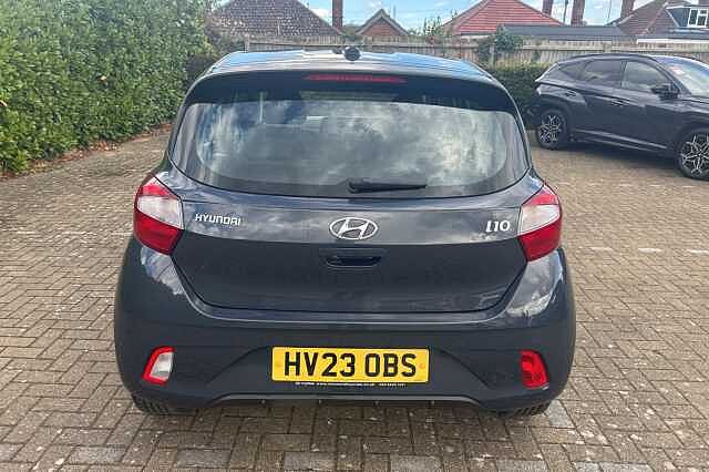 Hyundai i10 1.0 MPi SE Connect 5dr Auto