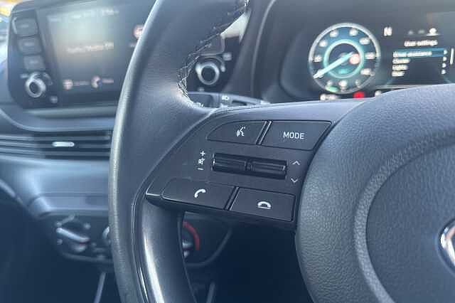 Hyundai BAYON 1.0 TGDi 48V MHEV SE Connect 5dr White