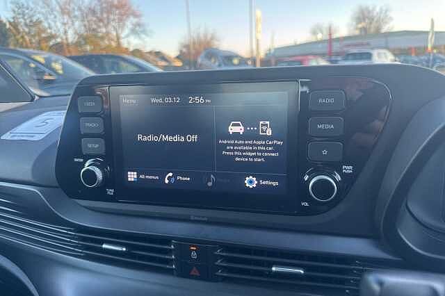 Hyundai BAYON 1.0 TGDi 48V MHEV SE Connect 5dr White