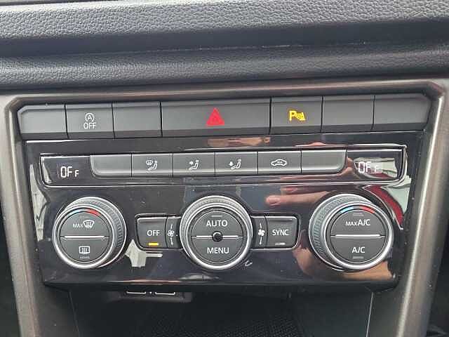 Volkswagen T-roc 1.0 TSI SE 5dr