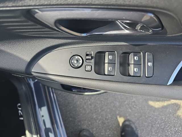 Hyundai i20 1.0T GDi Premium 5dr