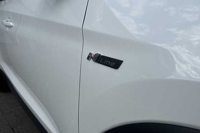 Hyundai TUCSON 1.6 TGDi 177 N Line 5dr 2WD White
