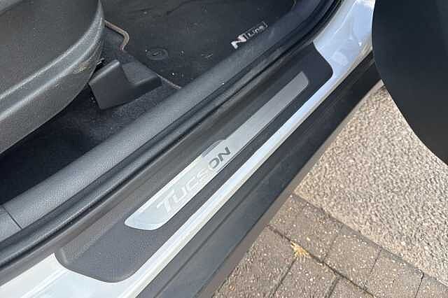 Hyundai TUCSON 1.6 TGDi 177 N Line 5dr 2WD White