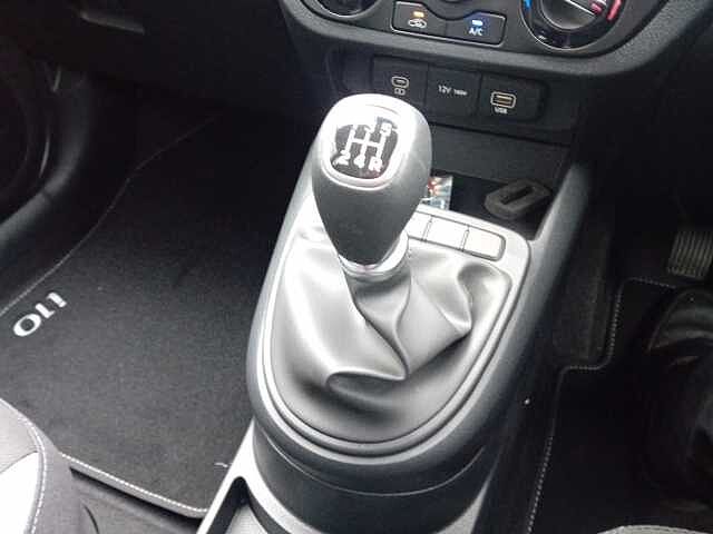 Hyundai i10 1.0 [63] Advance 5dr [Nav]