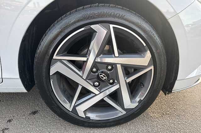 Hyundai i20 1.0T GDi Premium 5dr DCT