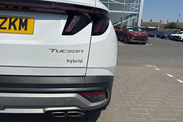 Hyundai TUCSON 1.6T Hybrid Advance 5dr Auto White