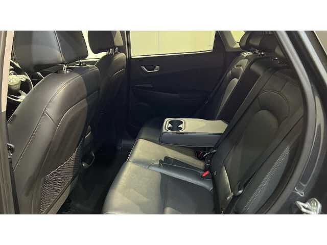 Hyundai KONA 1.6 GDi Hybrid Ultimate 5dr DCT Dark Knight