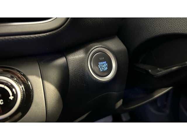 Hyundai KONA 1.6 GDi Hybrid Ultimate 5dr DCT Dark Knight