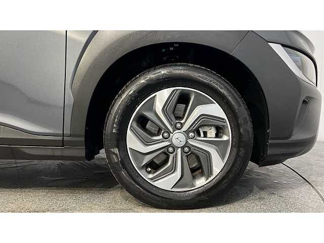 Hyundai KONA KONA 1.6 GDi Hybrid SE Connect 5dr DCT Dark Knight