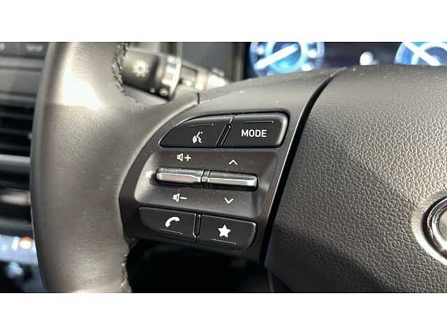 Hyundai KONA KONA 1.6 GDi Hybrid SE Connect 5dr DCT Dark Knight