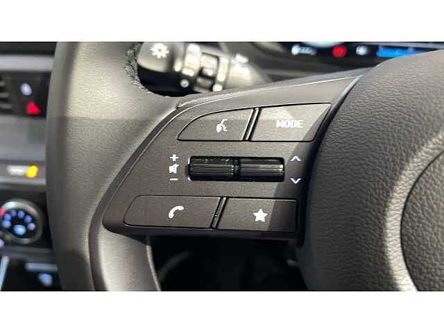 Hyundai I20 i20 5Dr HAT 1.0 T-gdi 100ps Advc NAV DCT Phantom Black