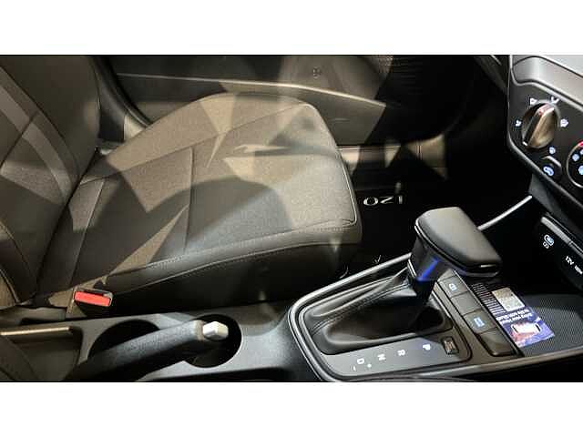 Hyundai I20 i20 5Dr HAT 1.0 T-gdi 100ps Advc NAV DCT Phantom Black