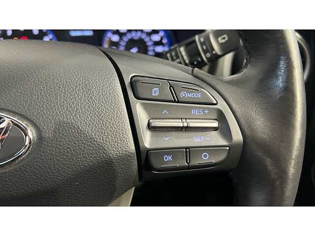 Hyundai KONA KONA 1.6T GDi Blue Drive Premium GT 5dr 4WD DCT SILVER