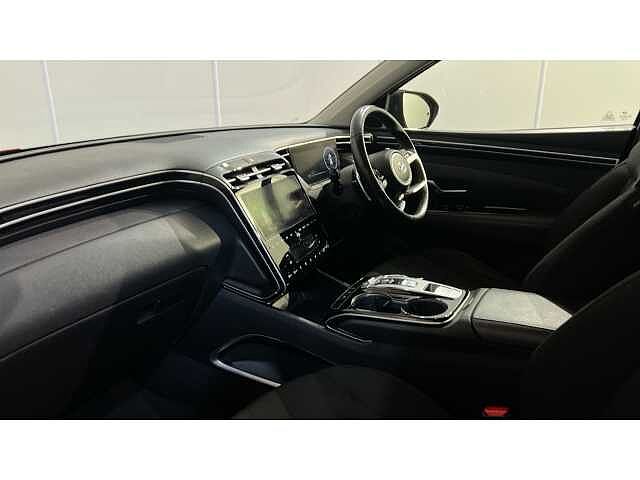 Hyundai TUCSON TUCSON 1.6 TGDi Hybrid 230 SE Connect 5dr 2WD Auto Red