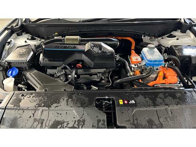 Hyundai TUCSON TUCSON 1.6 TGDi Plug-in Hybrid Premium 5dr 4WD Auto Polar White