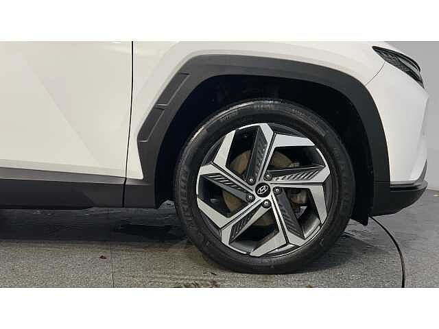 Hyundai TUCSON TUCSON 1.6 TGDi Plug-in Hybrid Premium 5dr 4WD Auto Polar White
