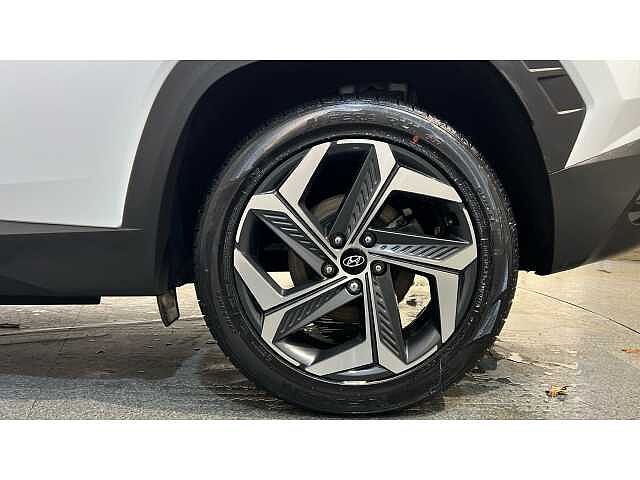 Hyundai TUCSON TUCSON 1.6 TGDi Plug-in Hybrid Premium 5dr 4WD Auto Polar White