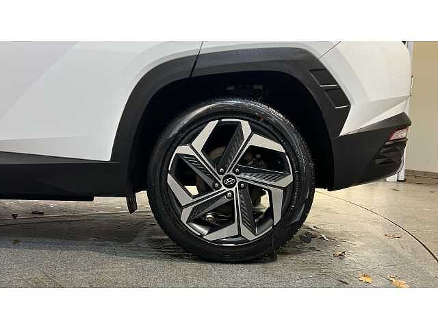 Hyundai TUCSON TUCSON 1.6 TGDi Plug-in Hybrid Premium 5dr 4WD Auto Polar White