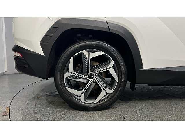 Hyundai TUCSON TUCSON 1.6 TGDi Plug-in Hybrid Premium 5dr 4WD Auto Polar White