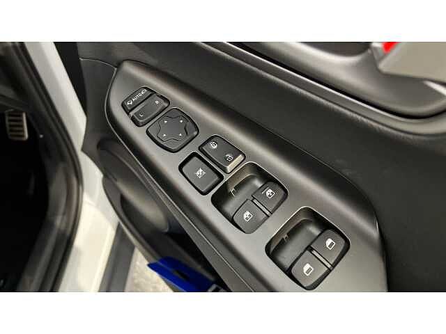 Hyundai KONA KONA 150kW Premium SE 64kWh 5dr Auto Chalk White