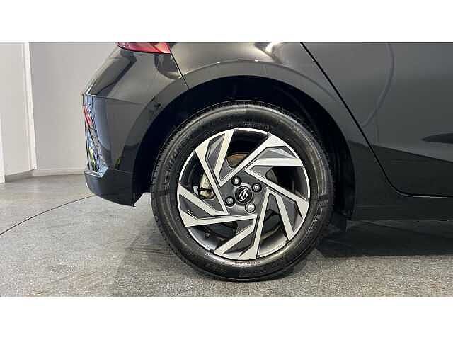 Hyundai I20 I20 1.0T GDi Advance [Nav] 5dr BLACK