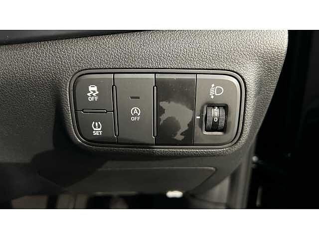 Hyundai I20 I20 1.0T GDi Advance [Nav] 5dr BLACK