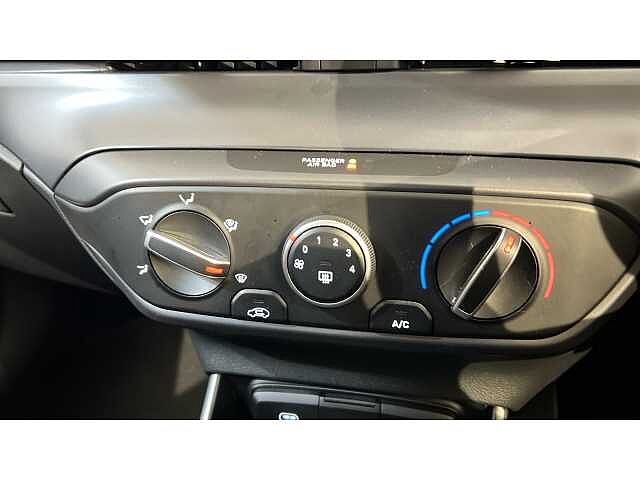 Hyundai I20 I20 1.0T GDi Advance [Nav] 5dr BLACK