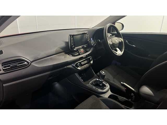 Hyundai I30 I30 1.0T GDi SE Connect 5dr Sunset Red