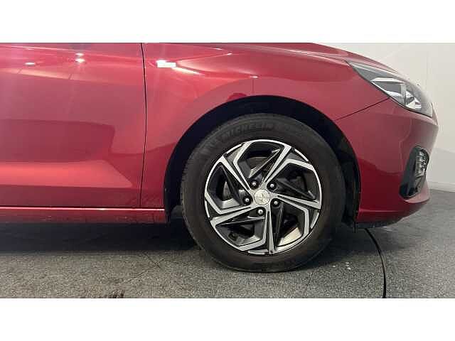 Hyundai I30 I30 1.0T GDi SE Connect 5dr Sunset Red