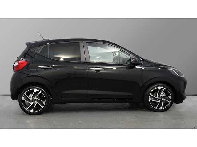 Hyundai I10 i10 5Dr HAT 1.0 MPi 63ps Premium NAV AU Phantom Black