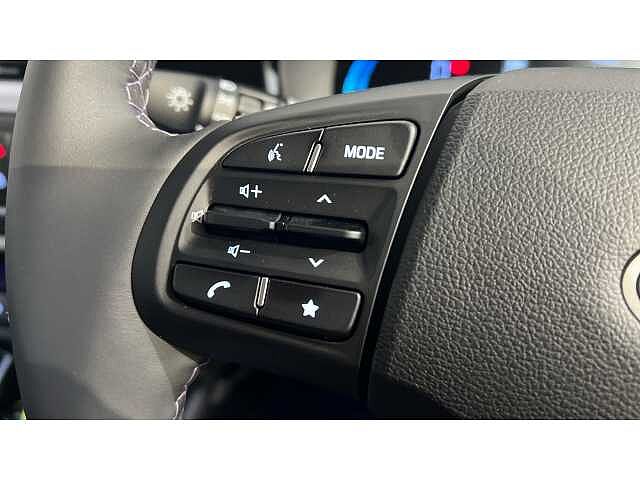 Hyundai I10 i10 5Dr HAT 1.0 MPi 63ps Premium NAV AU Phantom Black