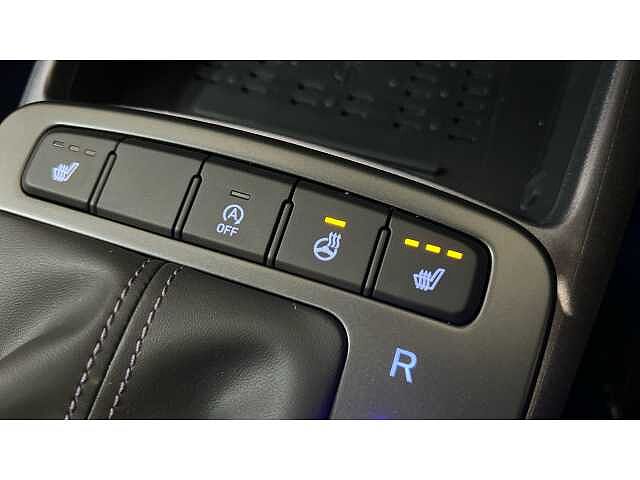 Hyundai I10 i10 5Dr HAT 1.0 MPi 63ps Premium NAV AU Phantom Black