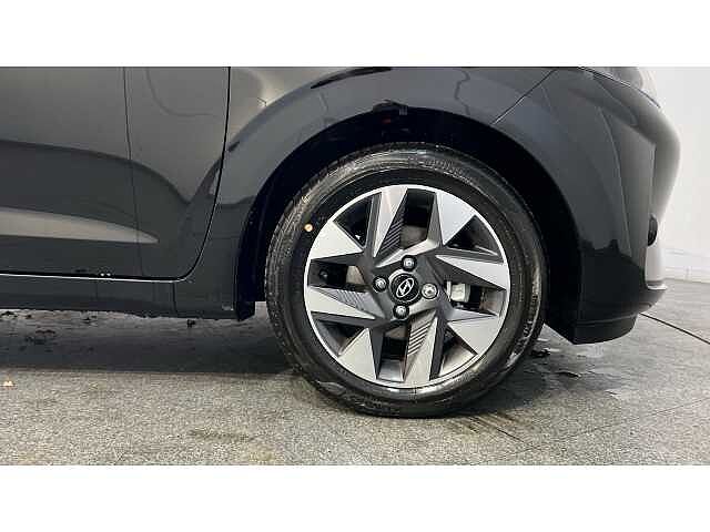 Hyundai I10 i10 5Dr HAT 1.0 MPi 63ps Advance NAV AU Phantom Black